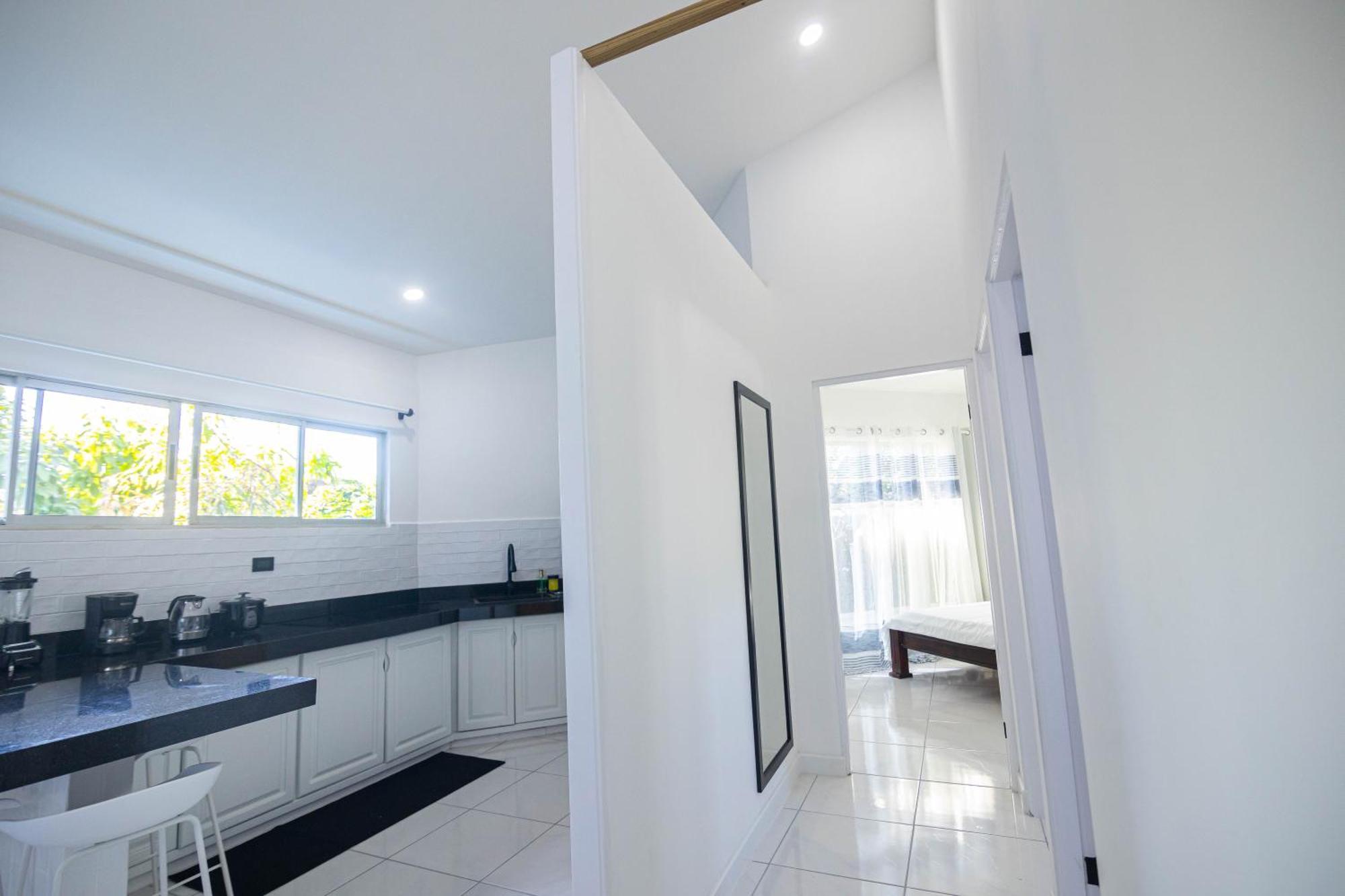 Apartamentos Cristal Quepos Exteriör bild