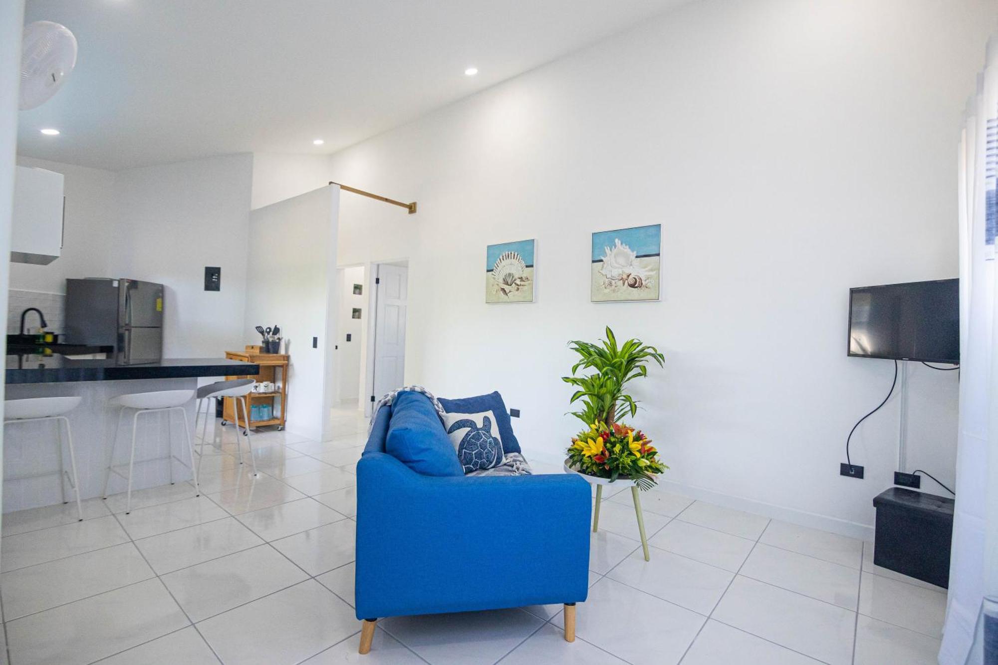 Apartamentos Cristal Quepos Exteriör bild