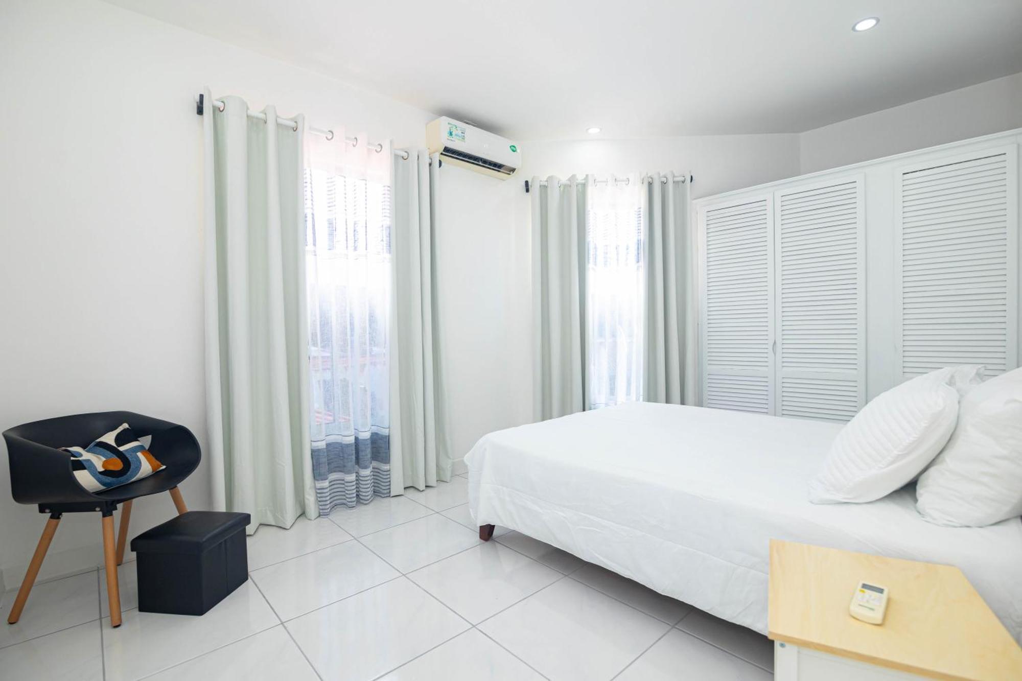 Apartamentos Cristal Quepos Exteriör bild