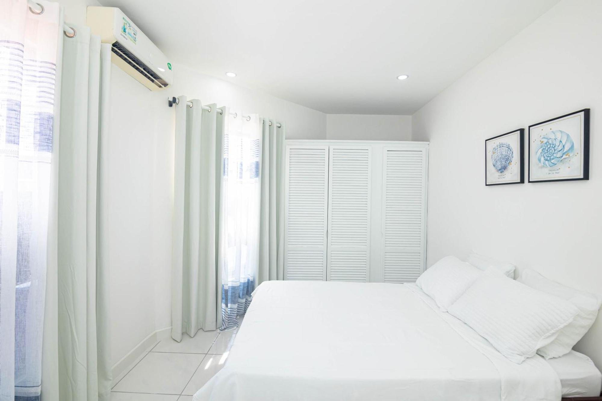 Apartamentos Cristal Quepos Exteriör bild