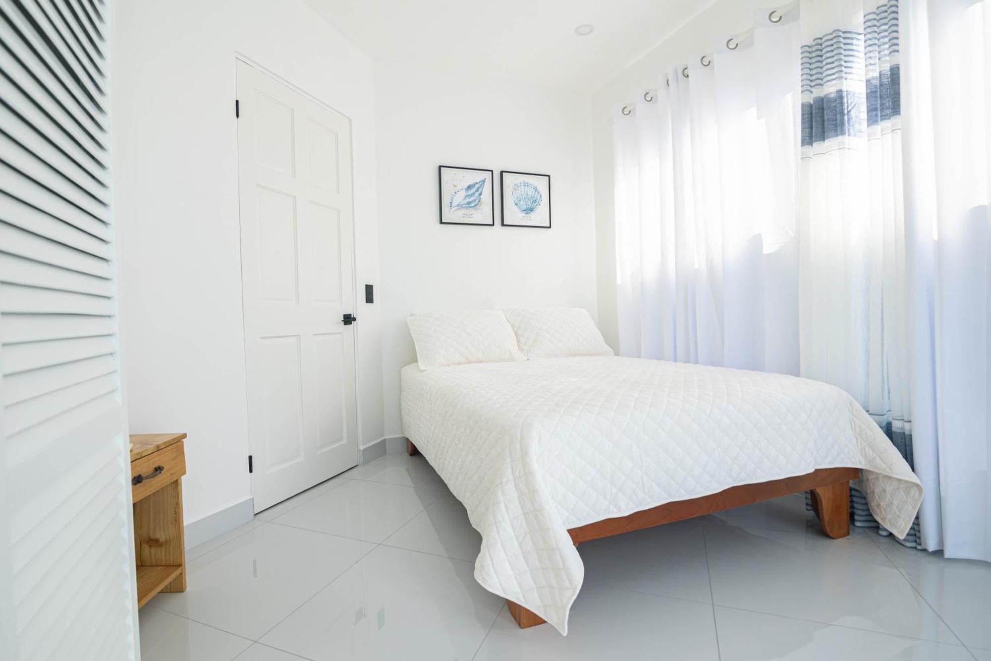 Apartamentos Cristal Quepos Exteriör bild