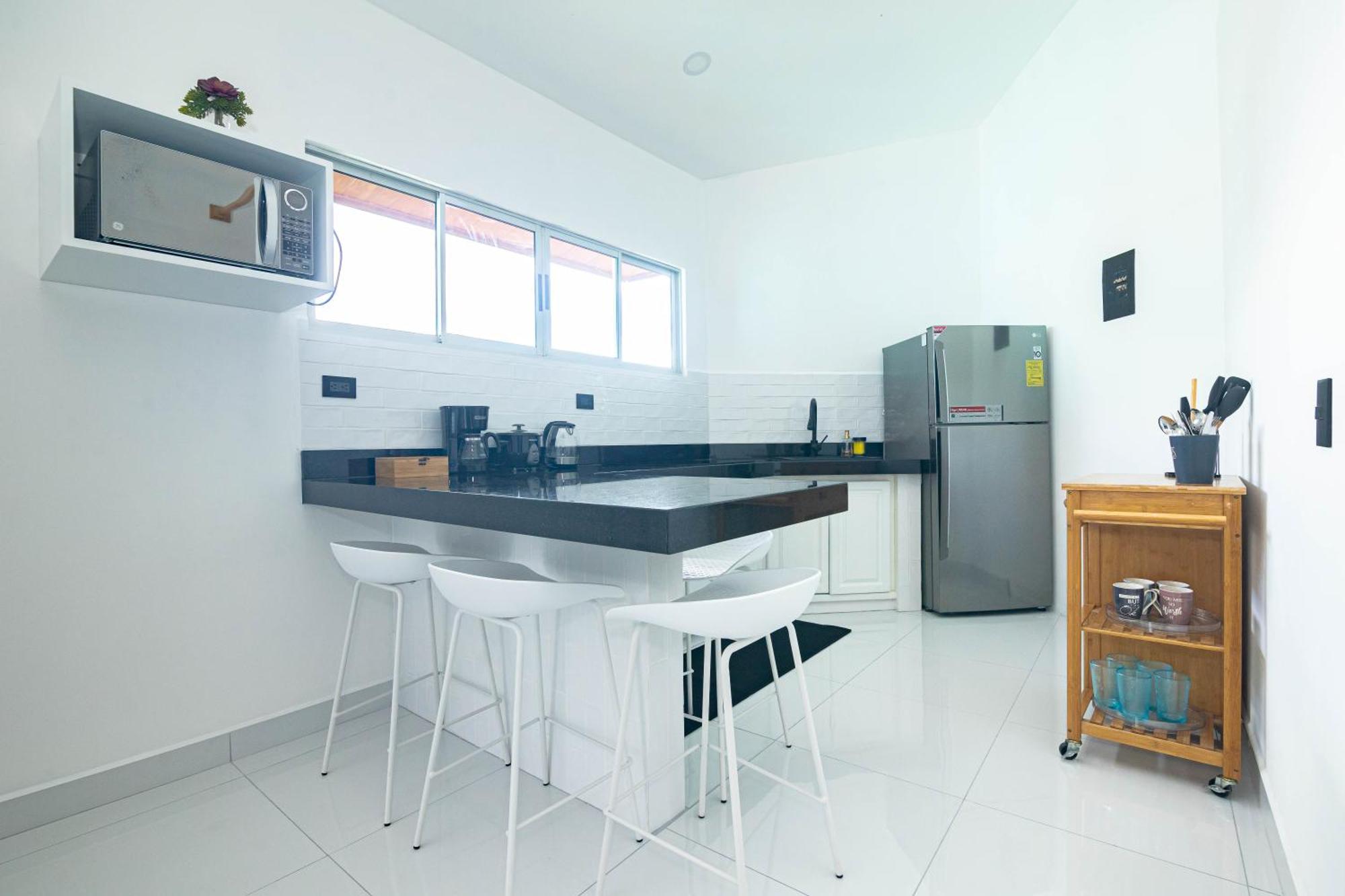 Apartamentos Cristal Quepos Exteriör bild