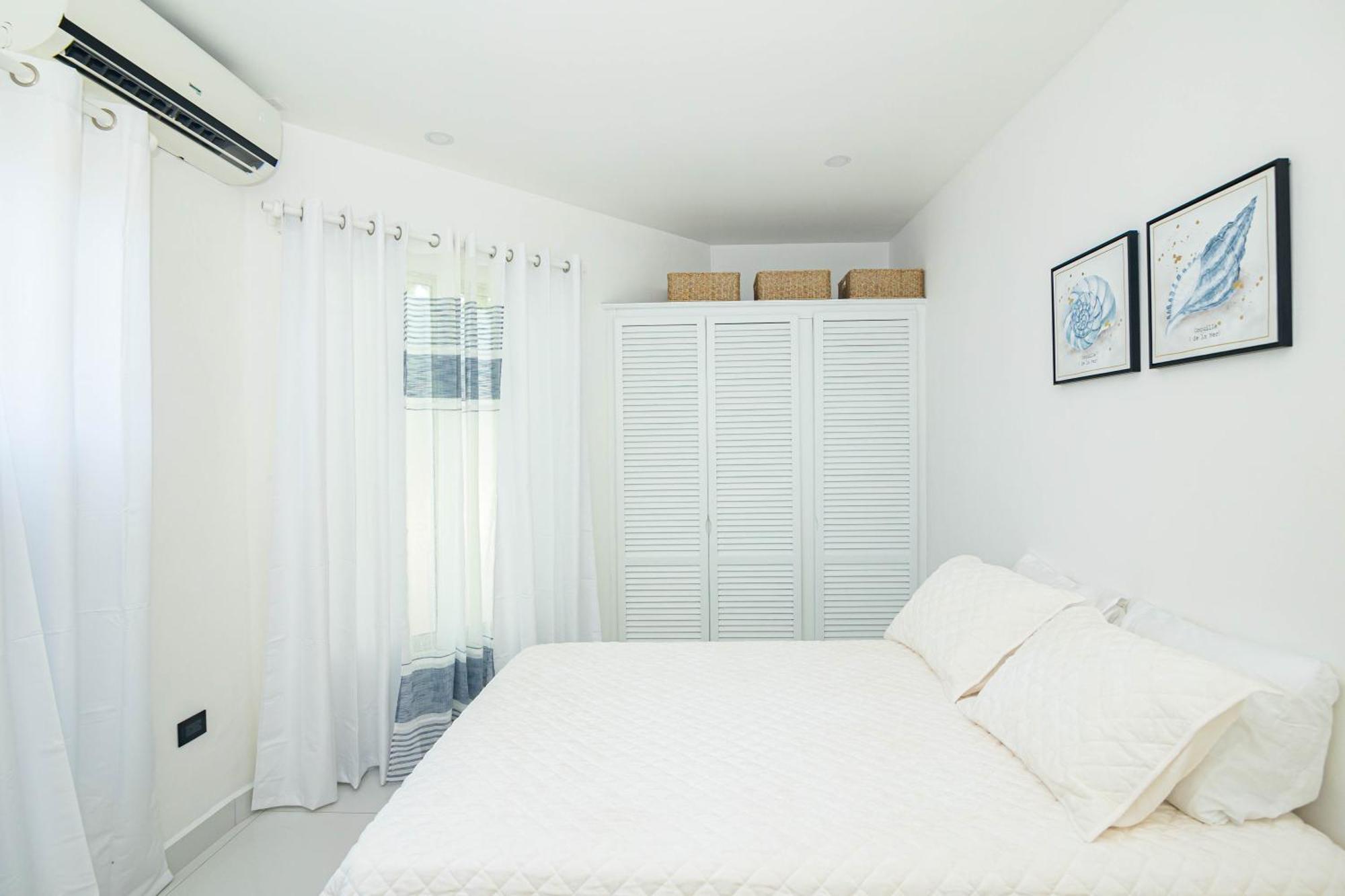 Apartamentos Cristal Quepos Exteriör bild