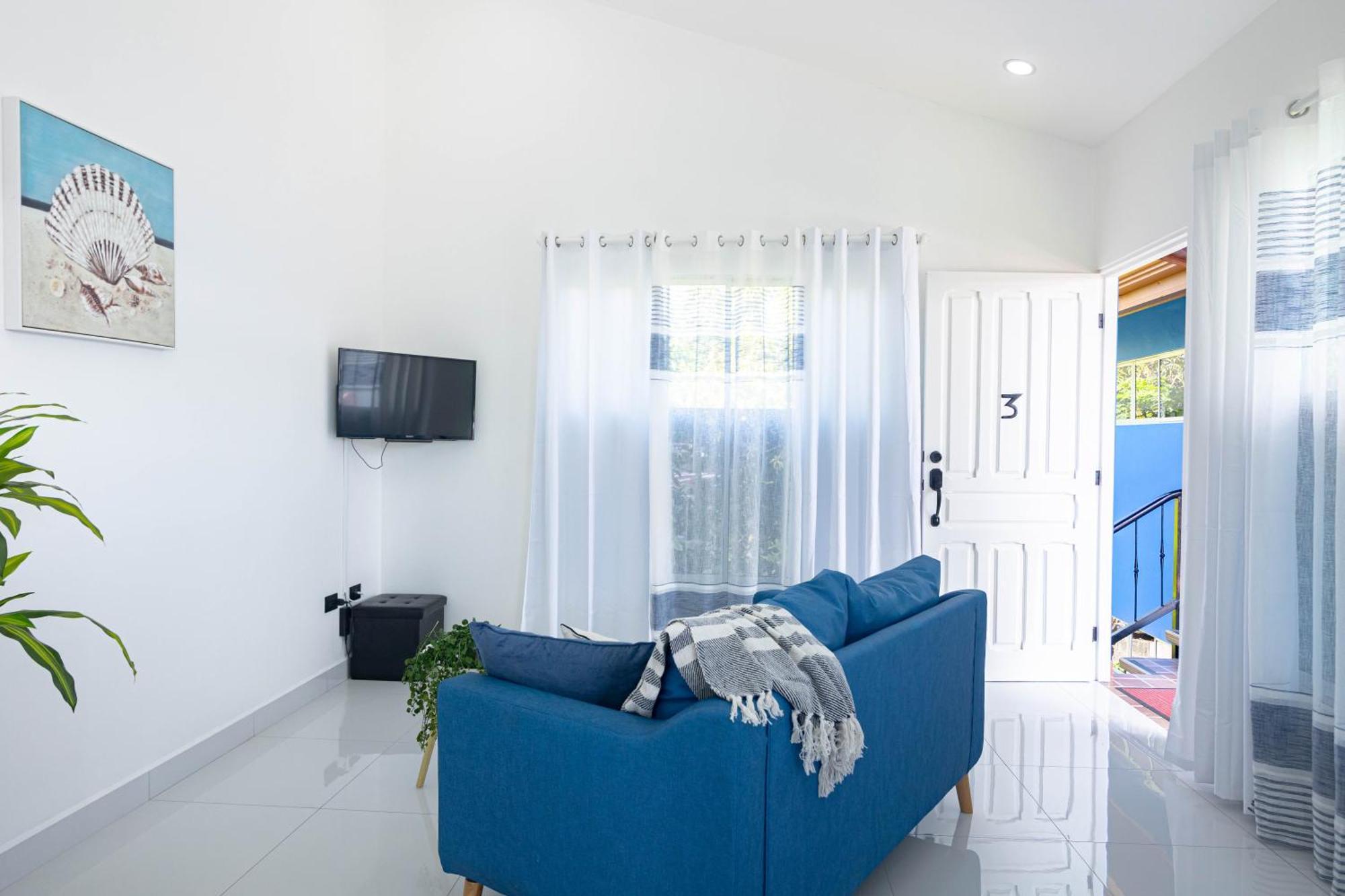Apartamentos Cristal Quepos Exteriör bild